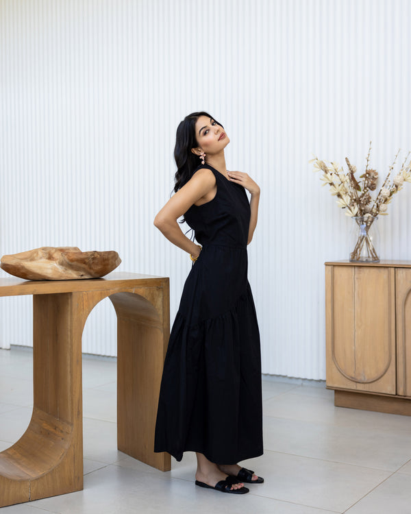 Eleven.one Duvina Dresses