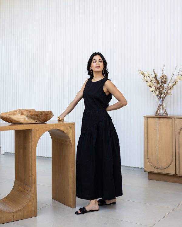 Eleven.one Duvina Dresses