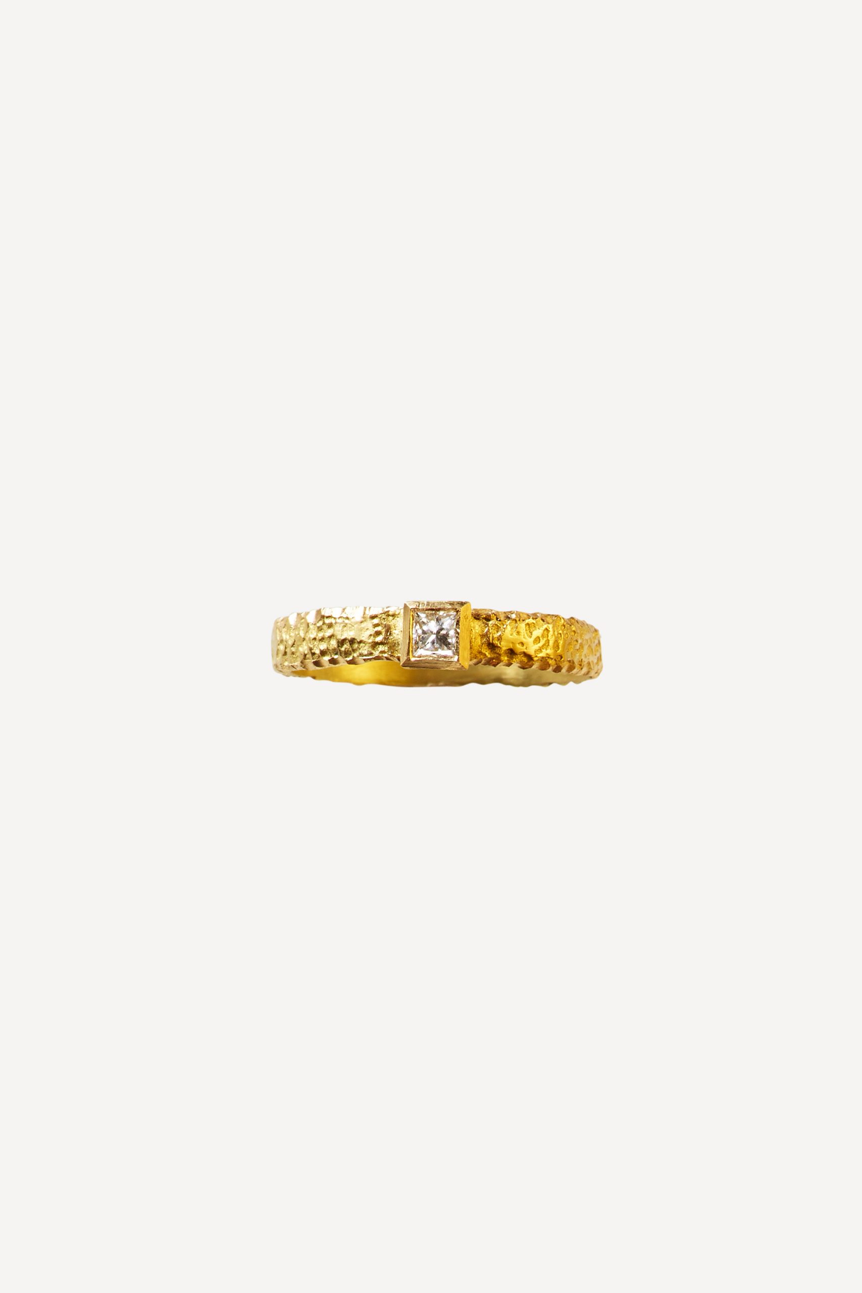 elhanati Roxy Diamond Love Ring [0.10ct] – ELHANATI