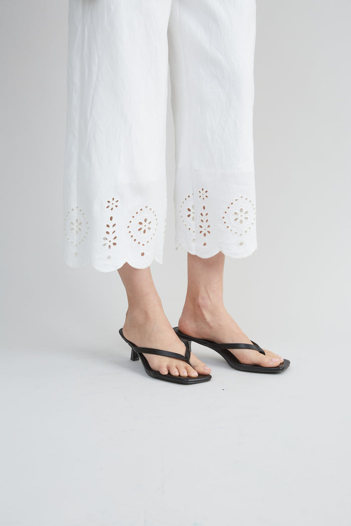 Elie Tahari Linen Scallop Hem Pant WHITE