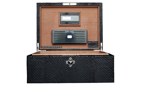 elisabeth weinstock Mar Del Plata Humidor Black Boa