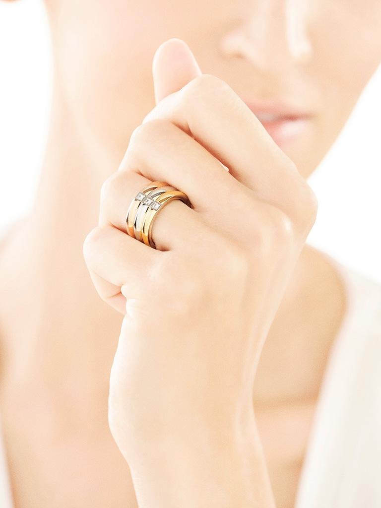 Elixa PIERŚCIONEK ZE STALI SZLACHETNEJ Z CYRKONIAMI EL126-1760