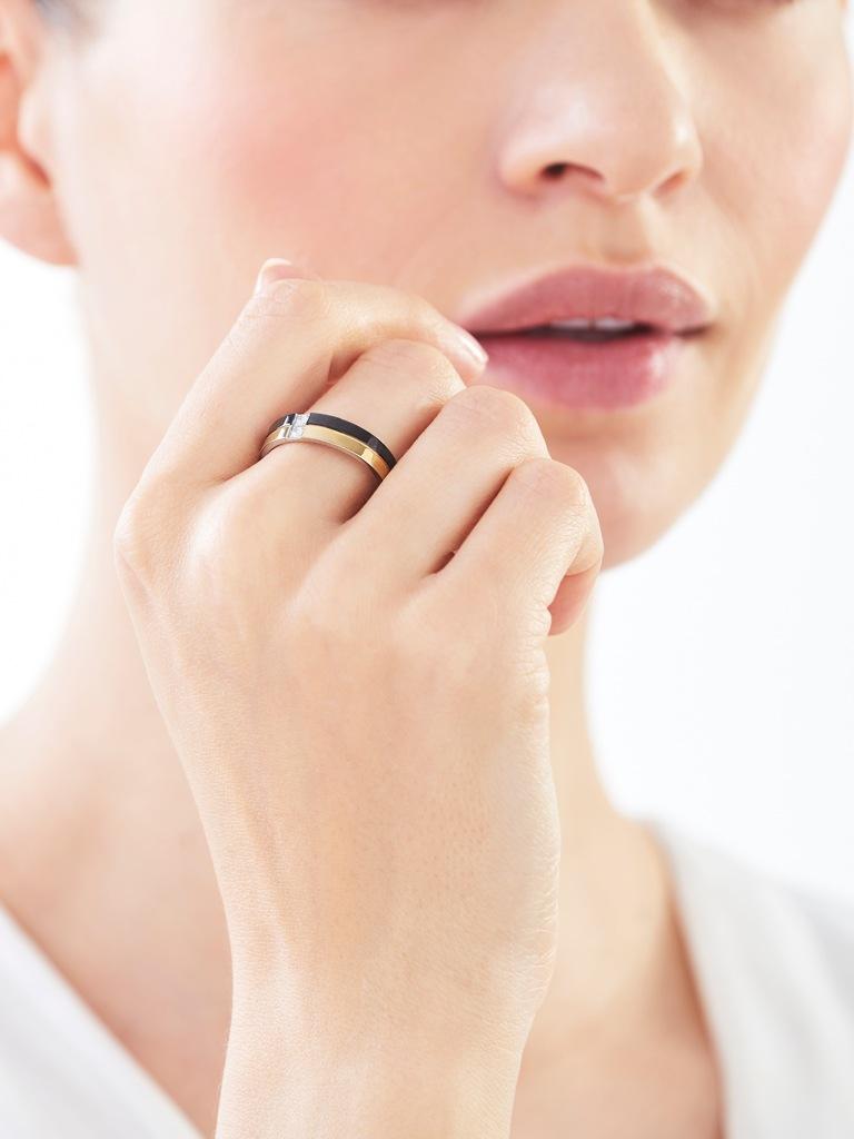 Elixa PIERŚCIONEK ZE STALI SZLACHETNEJ Z CYRKONIAMI EL127-6942