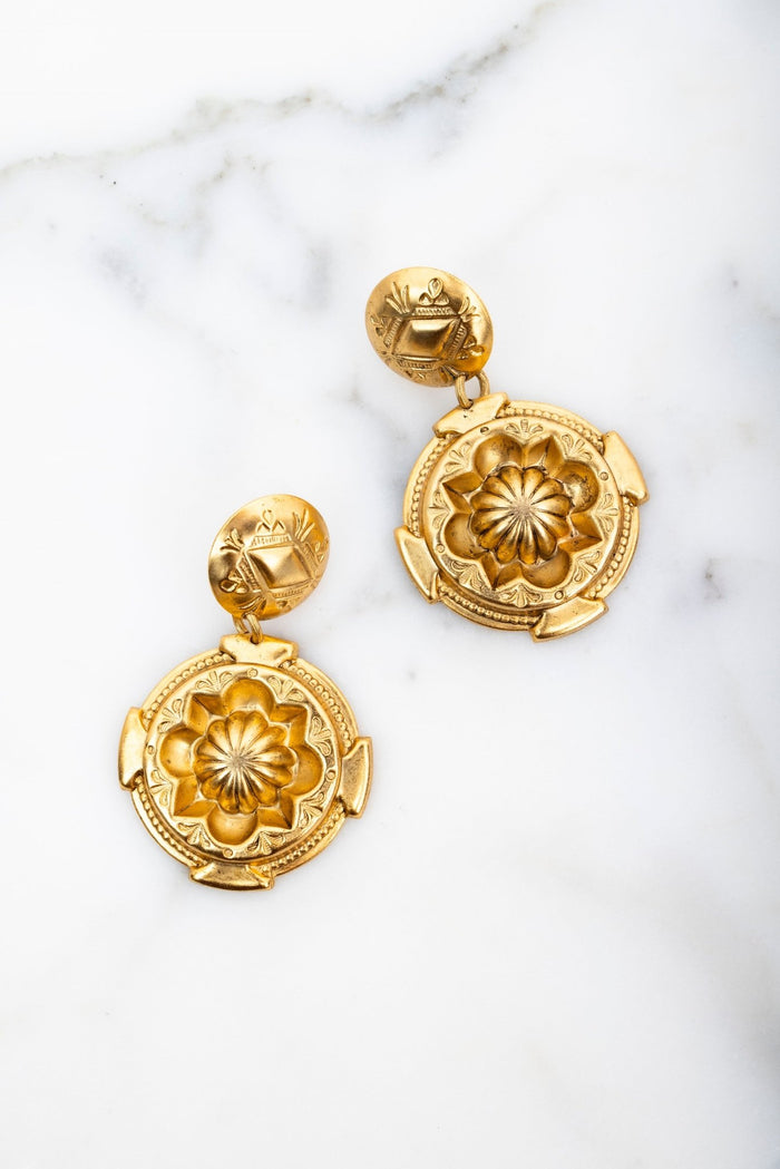 elizabeth cole Ariella Earrings Gold
