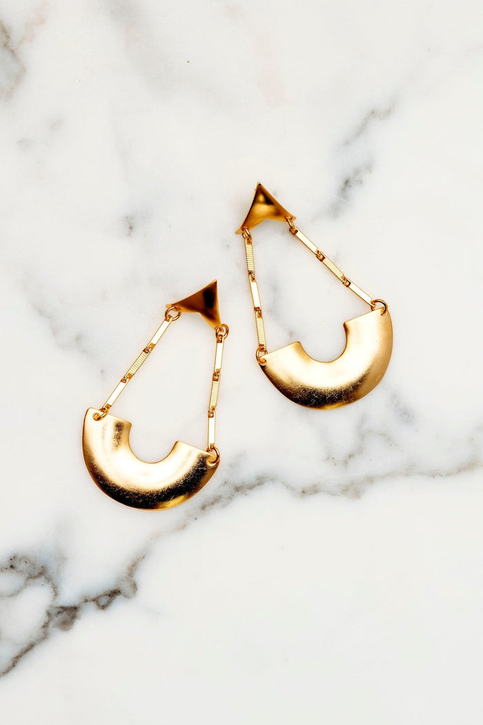 elizabeth cole Delma Earrings Gold