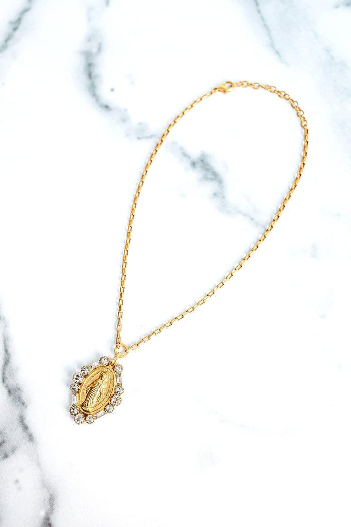 elizabeth cole Lena Necklace Gold