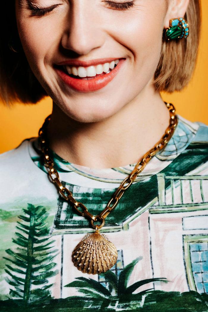 Elizabeth Cole Shelly Necklace Gold