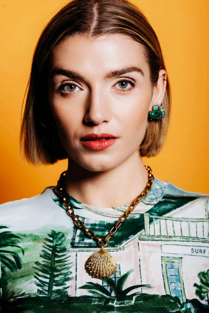 Elizabeth Cole Shelly Necklace Gold