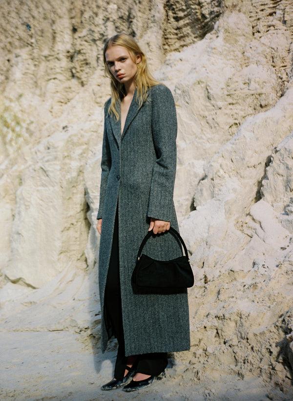 Elleme Dimple Suede Black