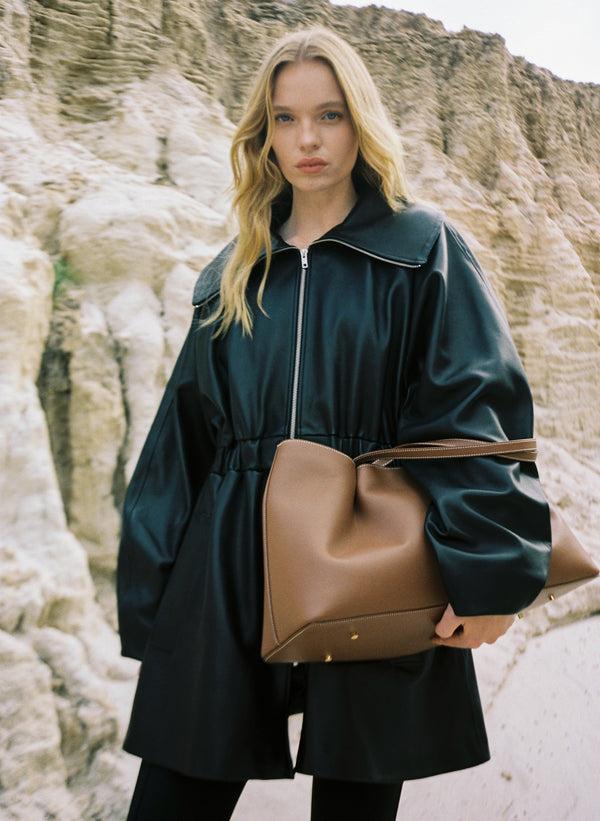 Elleme Dimple Tote Leather Cognac/White Stitches