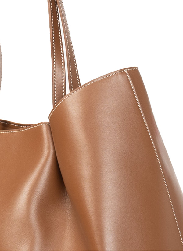 Elleme Dimple Tote Leather Cognac/White Stitches