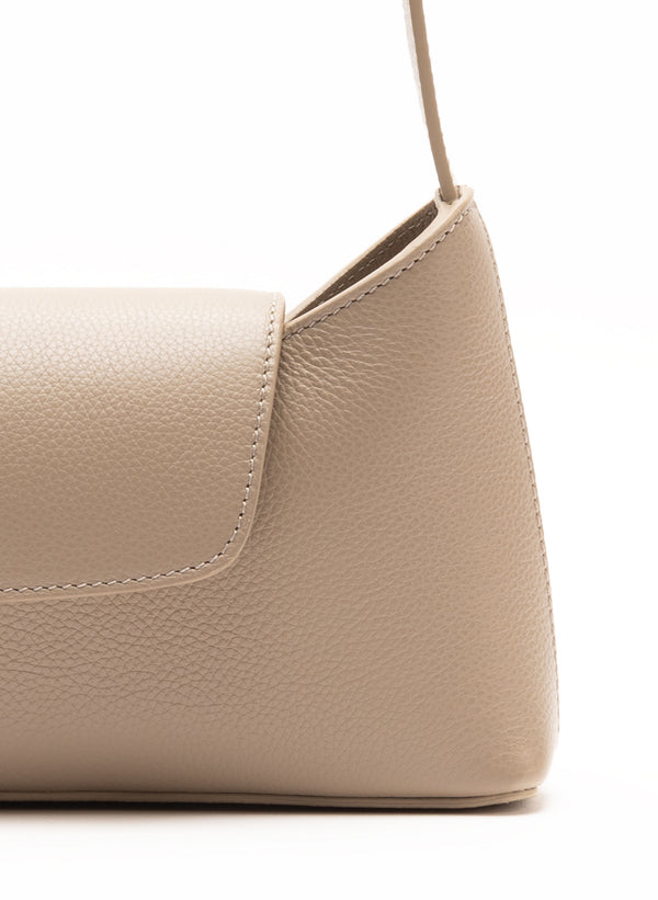 Elleme Envelope Pebbled Leather Taupe