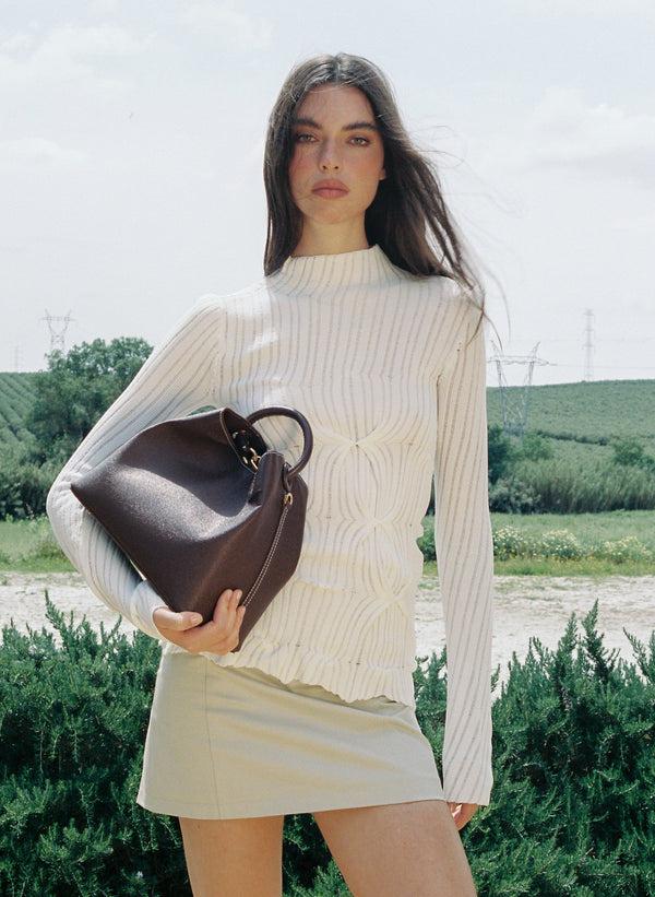 Elleme Raisin Caviar Leather Brown White Stitching