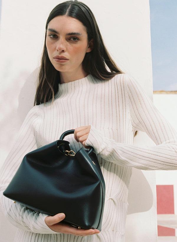 Elleme Raisin Leather Black