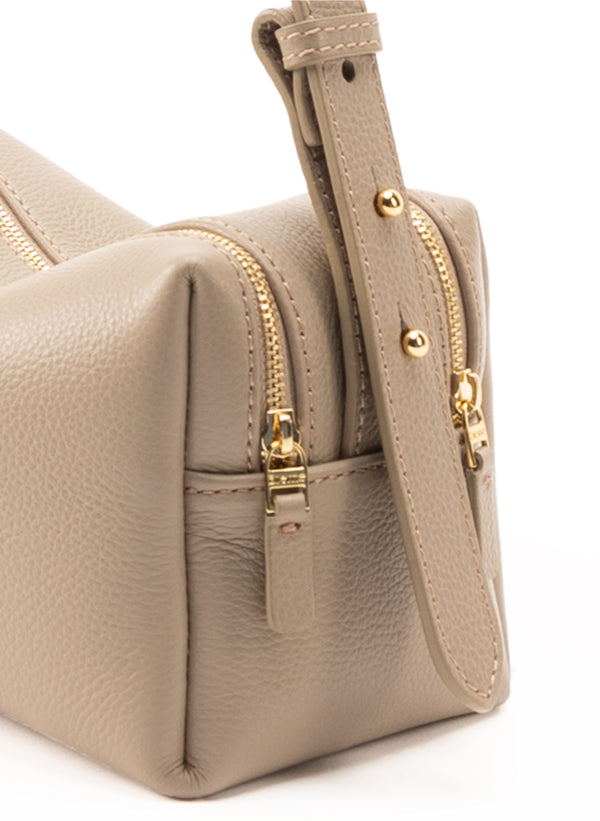 Elleme Trousse Pebbled Leather Taupe