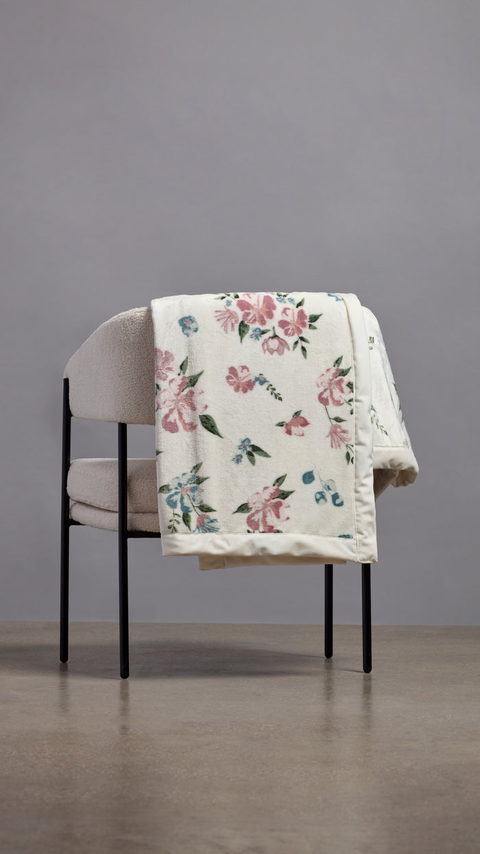 ellen tracy PLUSH FLORAL THROW