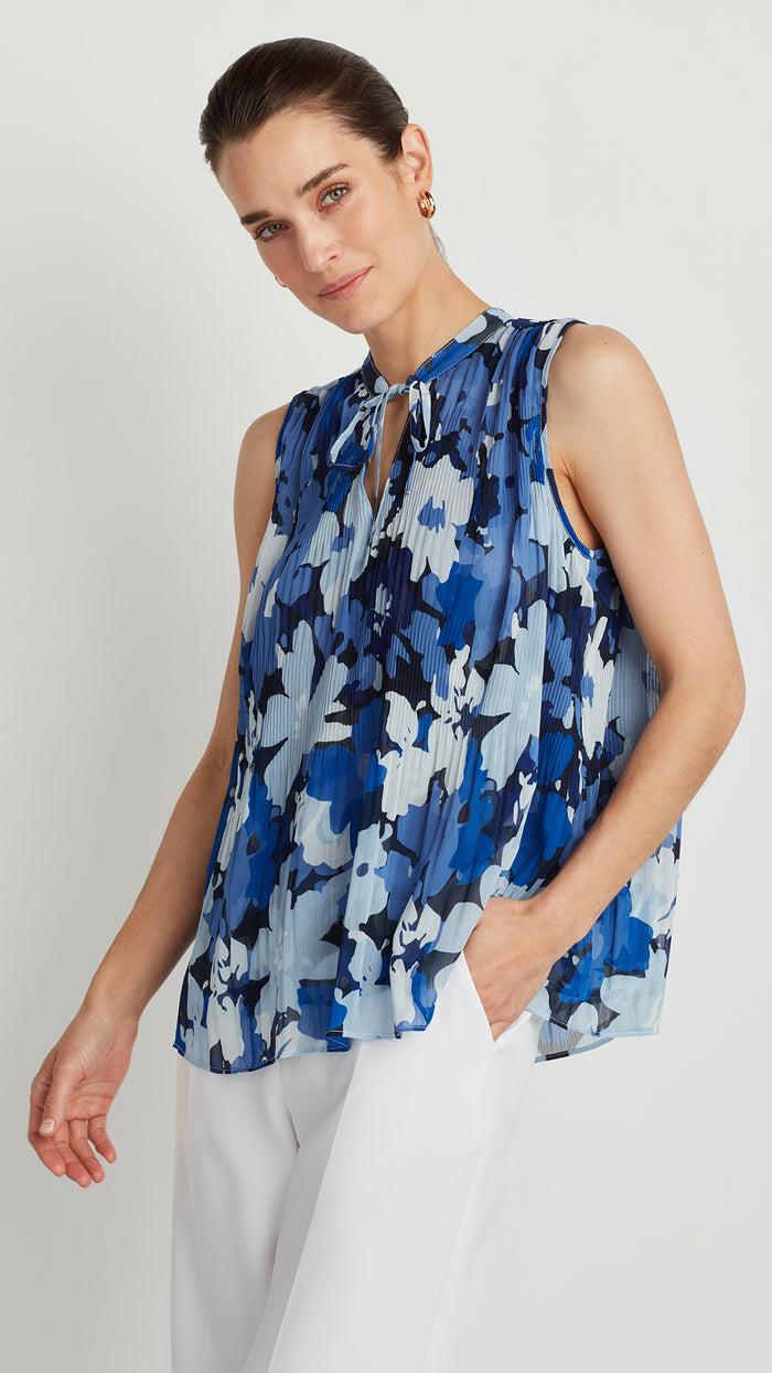 Ellen Tracy SLEEVELESS PLEAT AND RELEASE TOP