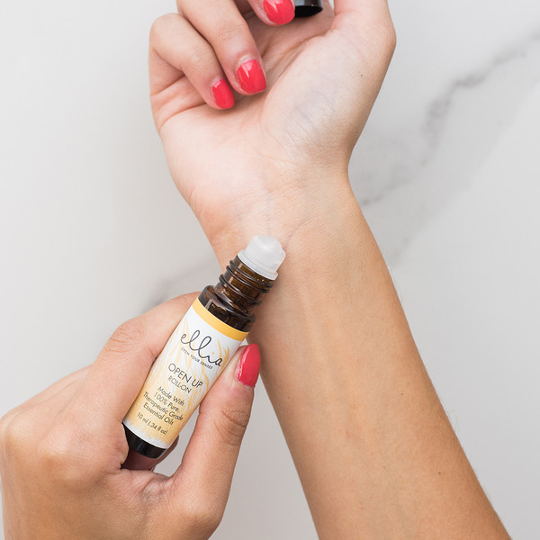 Ellia Open Up Essential Oil Blend Roll-on