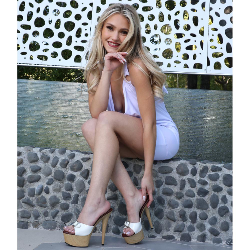 Ellis Curtain 6" Pointed Heel Mule W/ Wood Platform