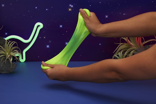 Elmer Elmer's Dinosaur Night Slime Kit