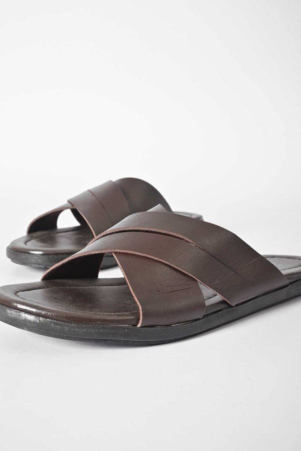 Elo Black Camel Men's Classic Chappal Black