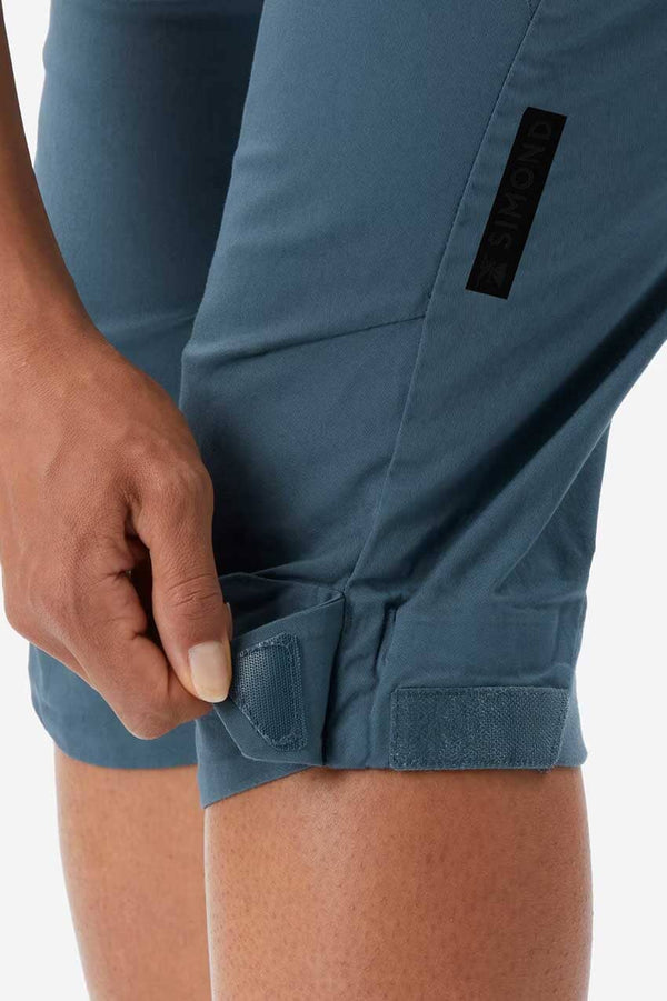 Elo Cut Label Women’s 3/4 Shorts Powder Blue