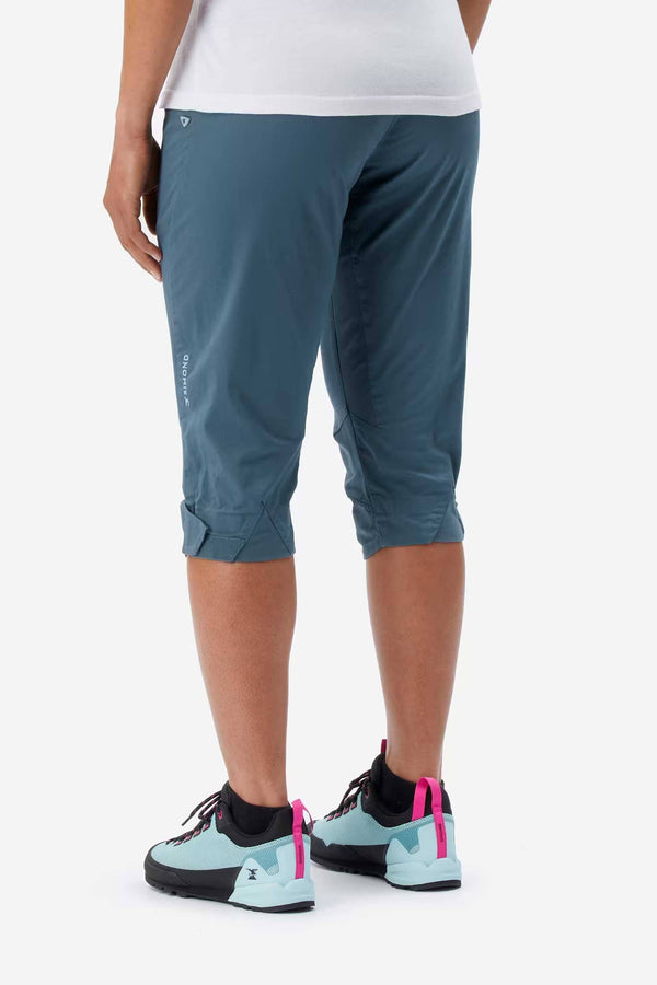 Elo Cut Label Women’s 3/4 Shorts Powder Blue