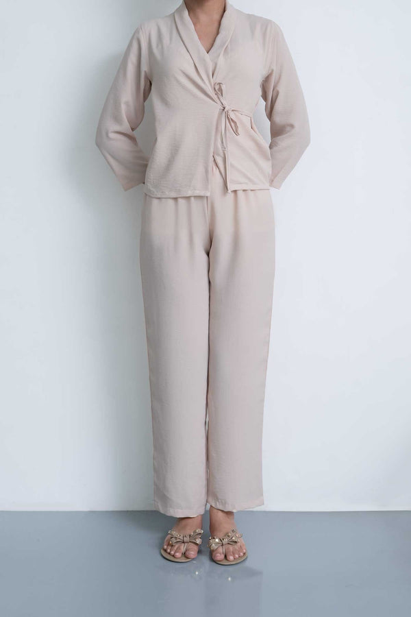 elo East West Women's Shawl Collar Co-Ord Set Skin