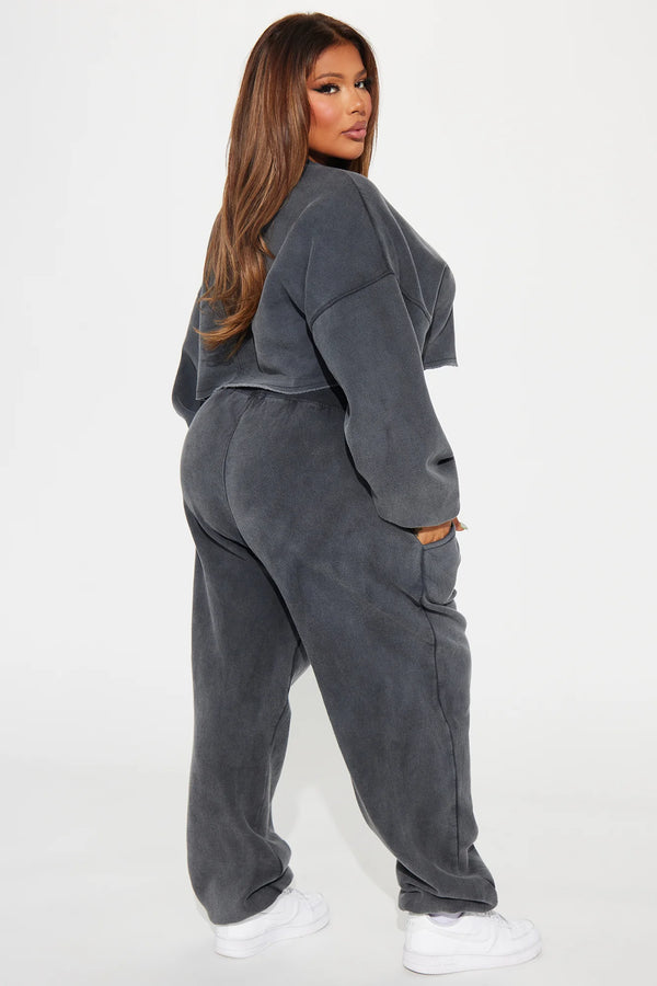 Elo FN Women's Terry Crop Top Sweatshirt Charcoal