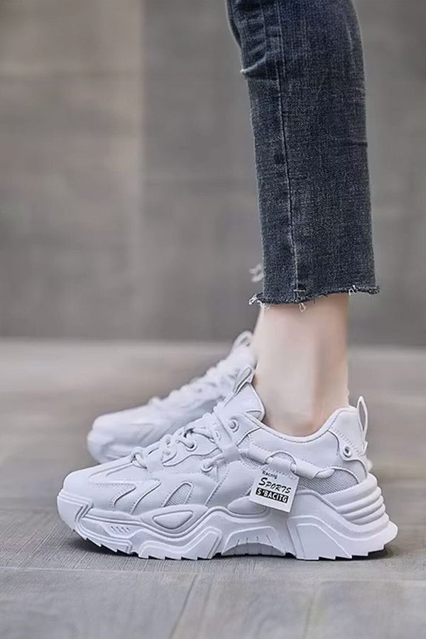 Elo Women's Classic Lace-Up Sneakers Black