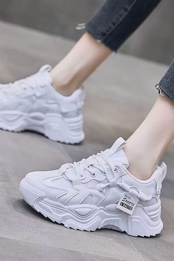 Elo Women's Classic Lace-Up Sneakers Black