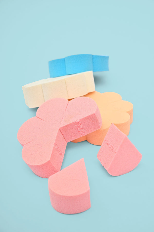 Elo Women's Makeup Sponge Magenta