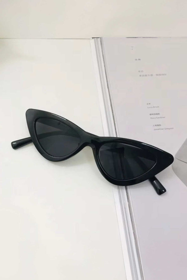 elo Women's Retro Cat Eye Sunglasses Black