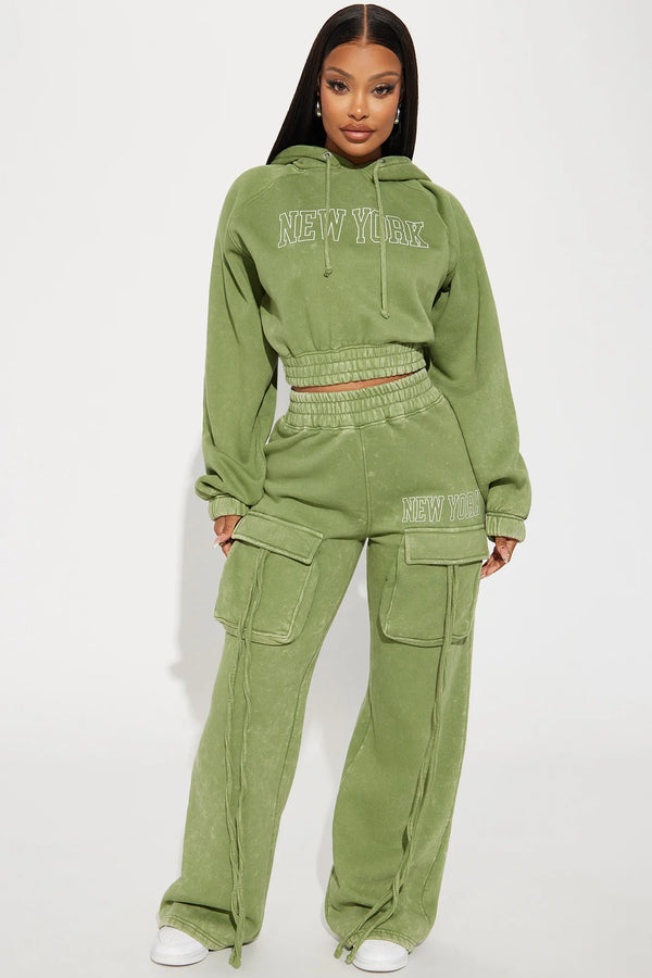 Elo FN Women's New York Acid Wash Crop Top Pullover Hoodie Olive