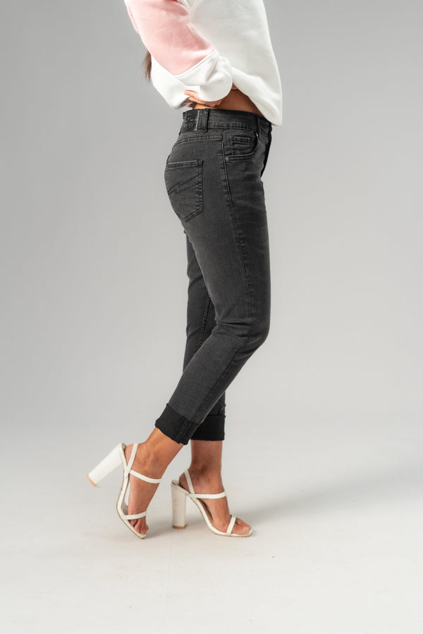 Elo Rivvet Women's Eco Leila Mid Rise Skinny Fit Denim Black