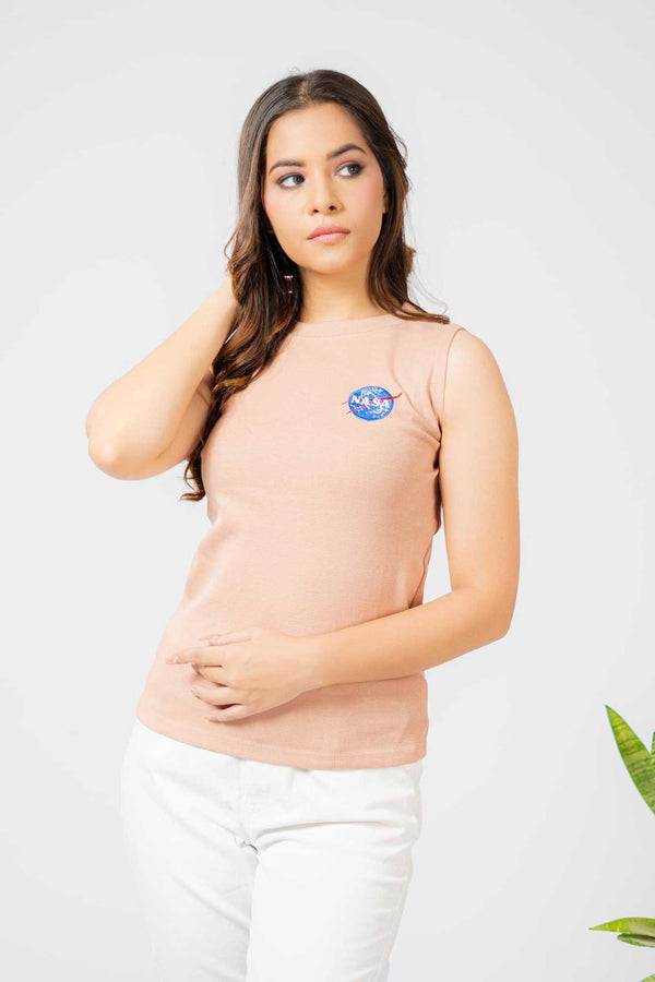 Elo Safina Women's Nasa Embroidered Crew Neck Sleeveless Shirt Beige