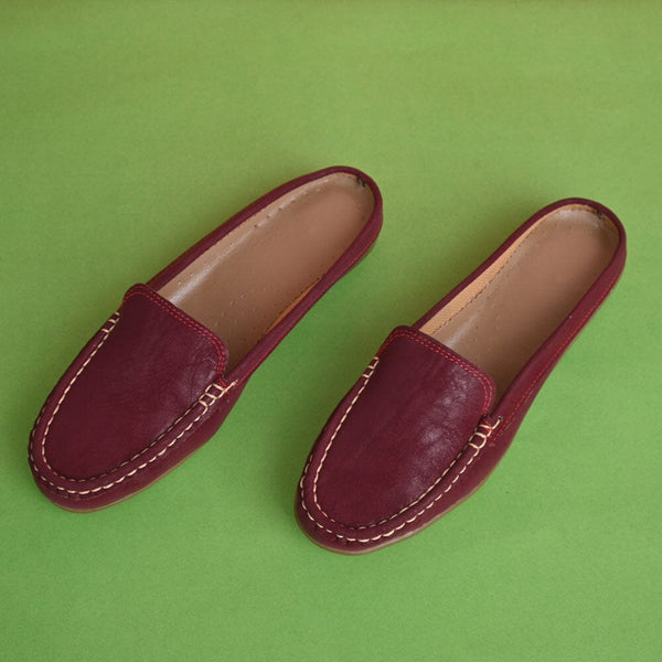 Elo Women's Essen Style Open Back Moccasin Shoes Black