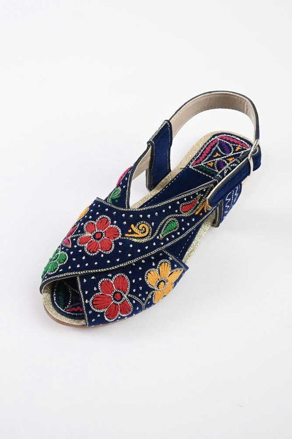 Elo Women's Osijek Embroidered Design Peshawri Chappal Royal