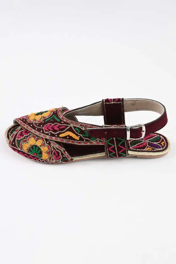 Elo Women's Sighisoara Embroidered Design Peshawri Chappal Maroon