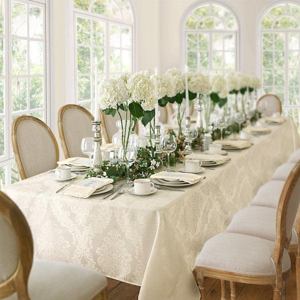 Elrene Barcelona Jacquard Damask Tablecloth