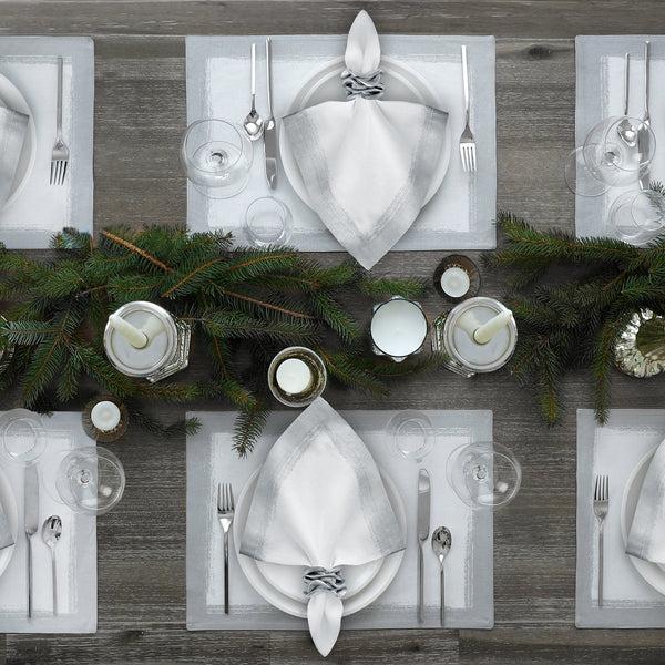 elrene Villeroy & Boch Metallic Brushstroke Placemats 14"x20" (Set of 4) elrene Villeroy & Boch Metallic Brushstroke Placemats 14"x20" (Set of 4)