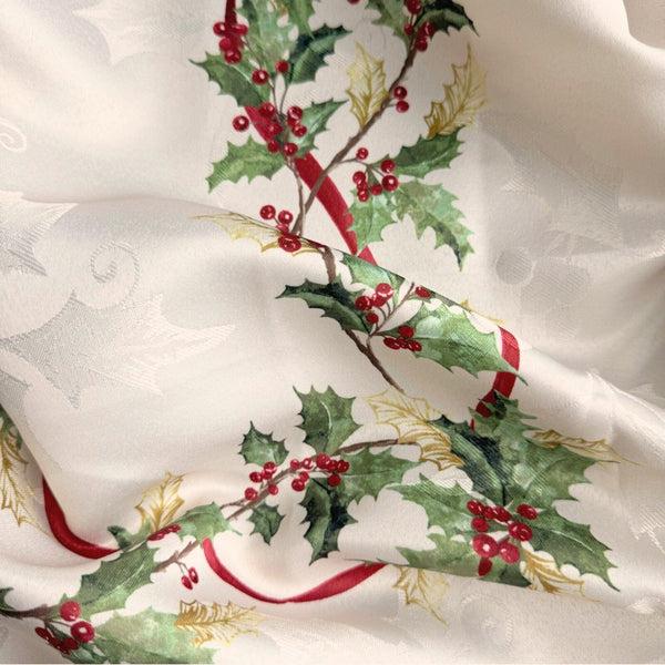 Elrene Villeroy & Boch Winter Bows & Garland Tablecloth