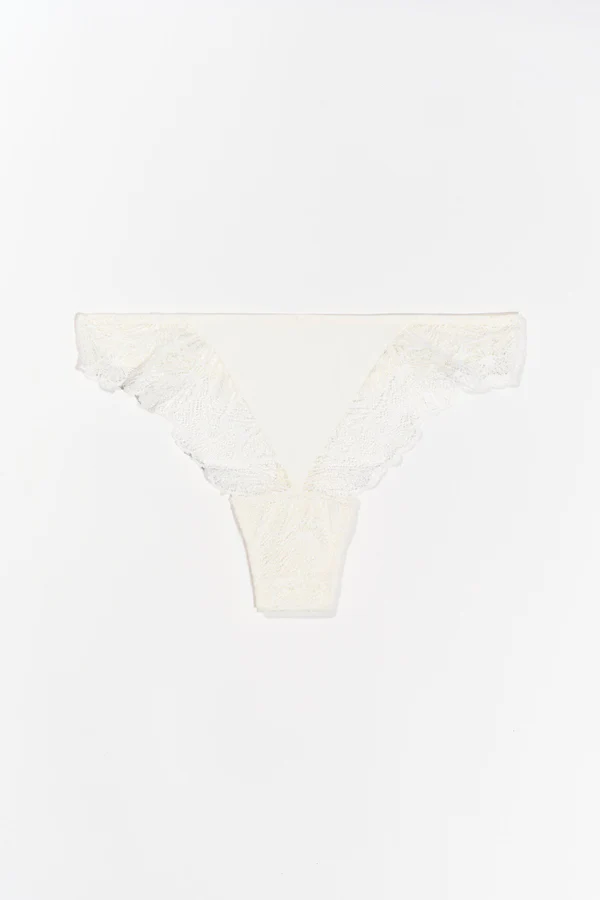 else Daphne Thong | Ivory