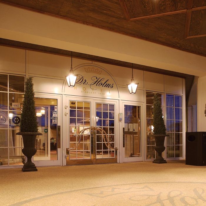 Elstead Lighting Chelsea 1 Light Chain Lantern - Copper