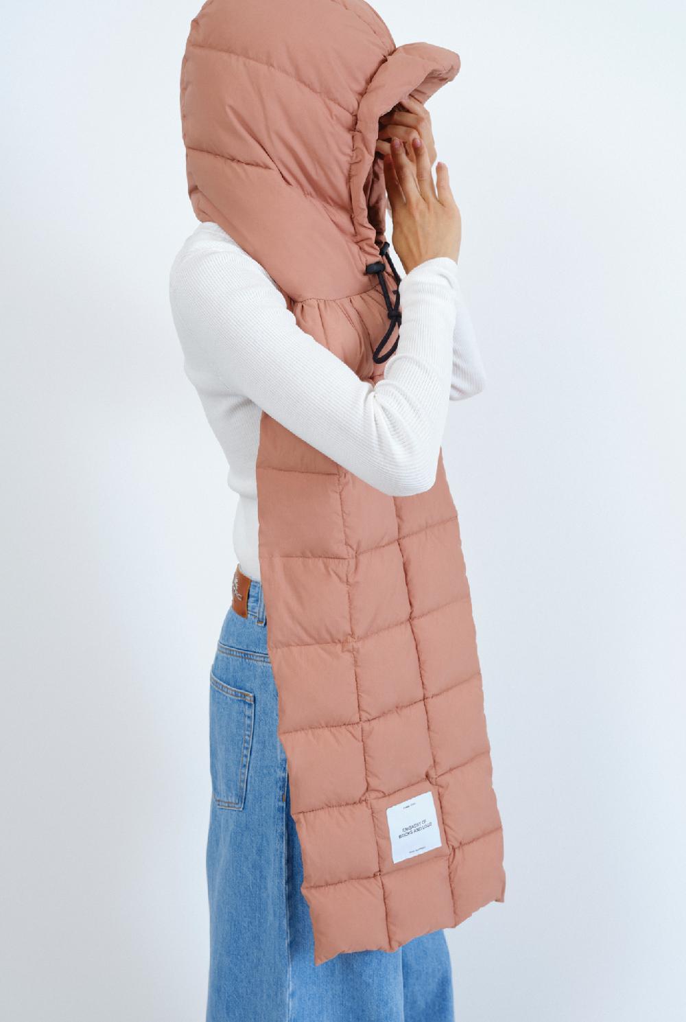 Embassy of Bricks and Logs DUBLIN PUFFER SCARF