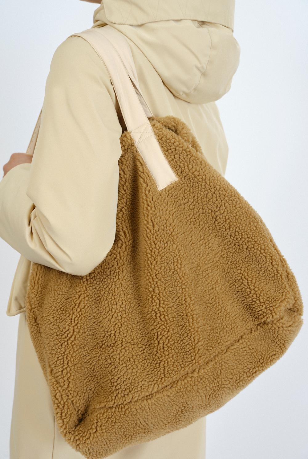 Embassy of Bricks and Logs KODIAK COMBAT BAG