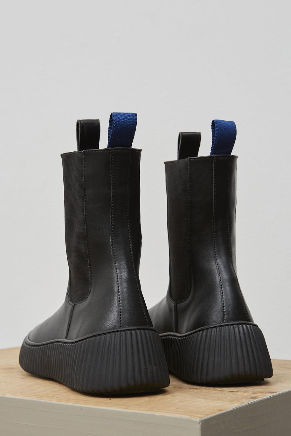 Embassy of Bricks and Logs LONDON CHELSEA