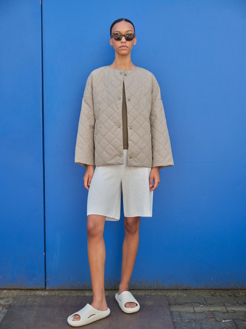 Embassy Of Bricks And Logs MONA JACKET