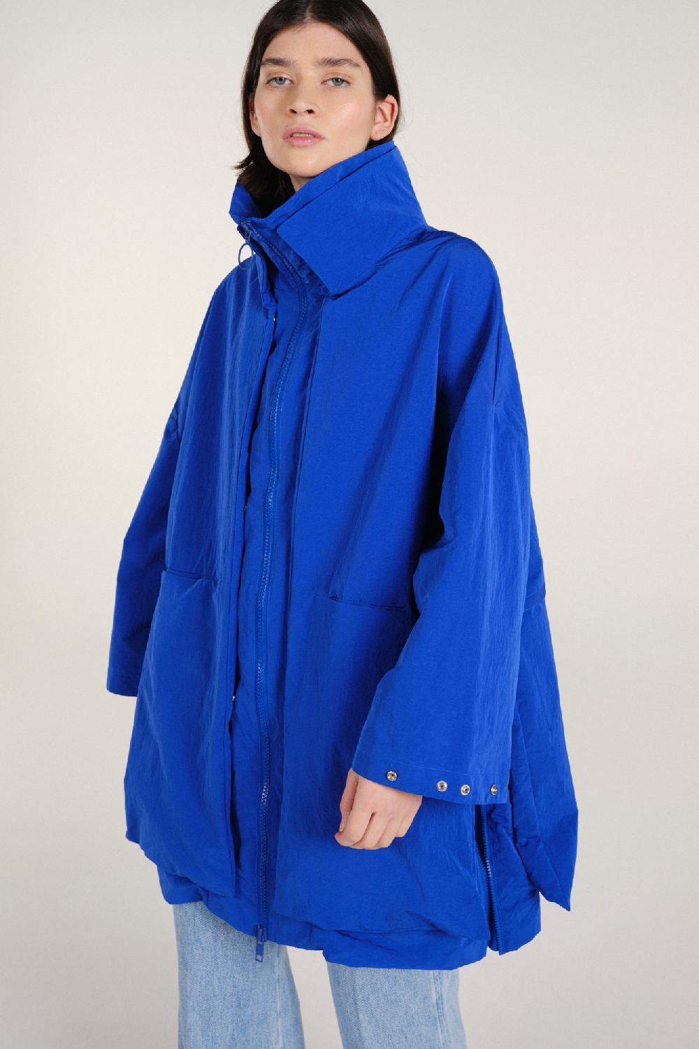 Embassy Of Bricks And Logs VISTA COAT