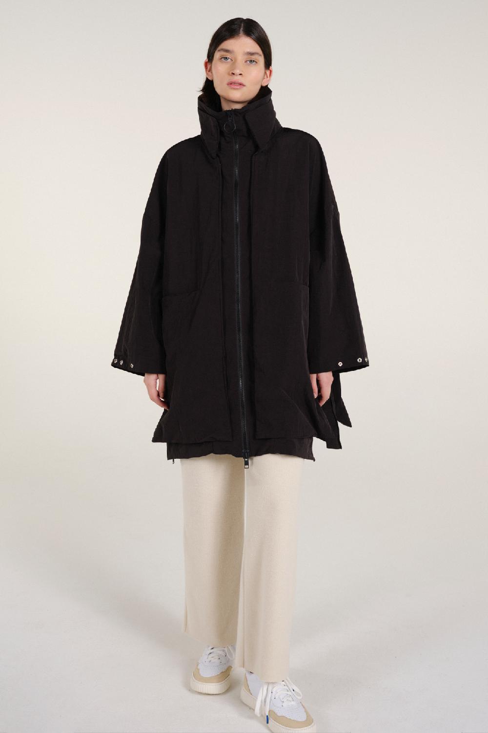 Embassy Of Bricks And Logs VISTA COAT BLACK